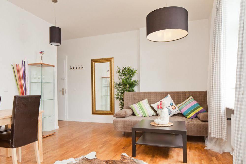 primeflats - Apartment Uthman Berlin-Neukölln Buitenkant foto
